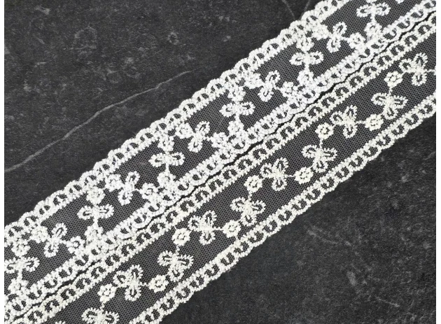 dantela 35mm x 4.5m buc 00044