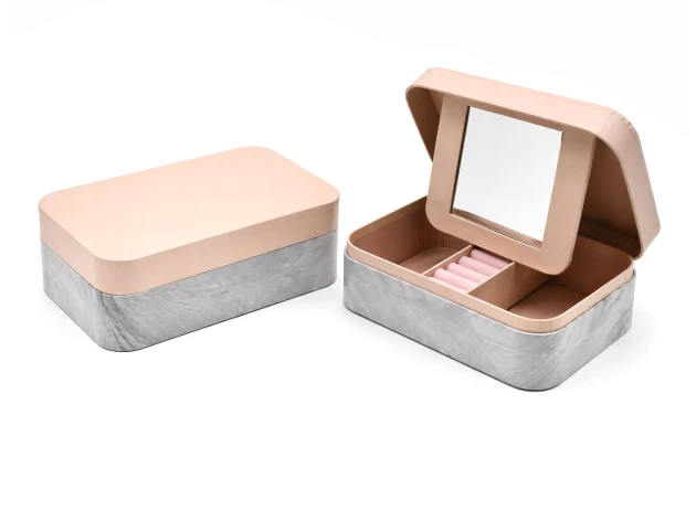 cutii p-u bijuterii buc 00104