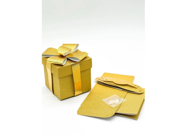 cutii p-u cadou 10cm buc 00018
