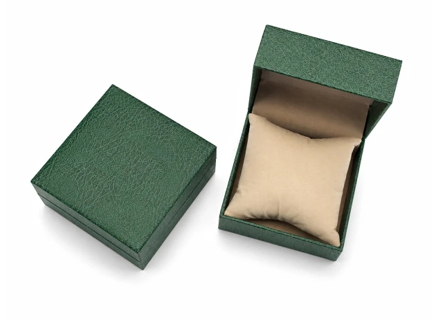 cutii p-u cadouri buc 00032