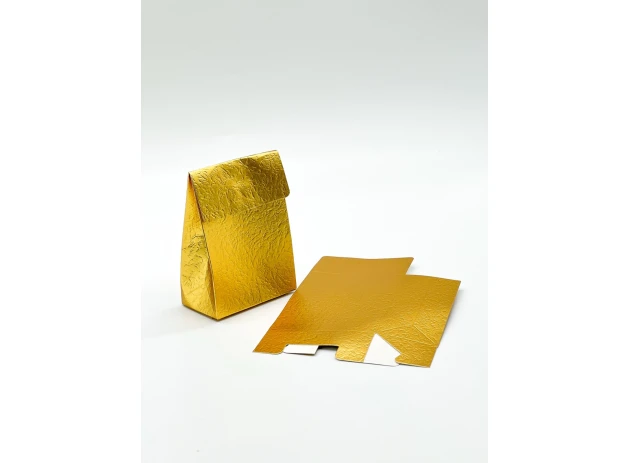 cutii p-u cadou 11x8x4cm set.  2buc.00011