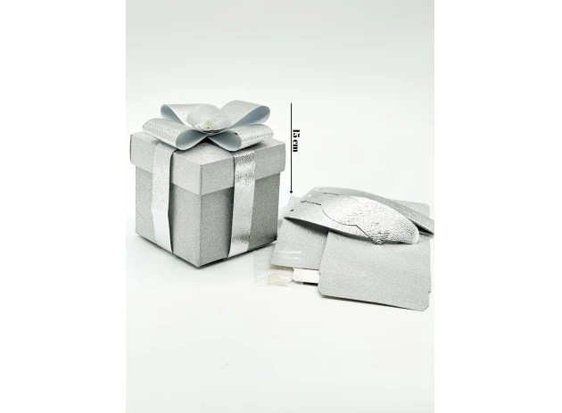 cutii p-u cadou 15cm buc.00026