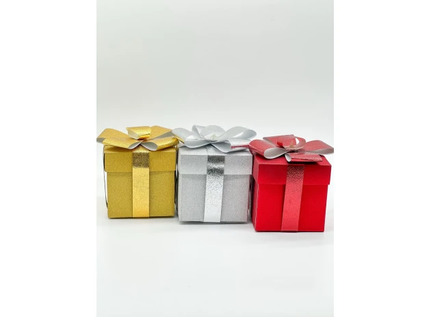 cutii p-u cadou 10cm buc 00018