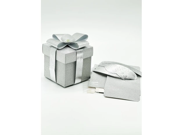 cutii p-u cadou 20cm buc.00034