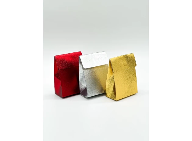 cutii p-u cadou 11x8x4cm set.  2buc.00011