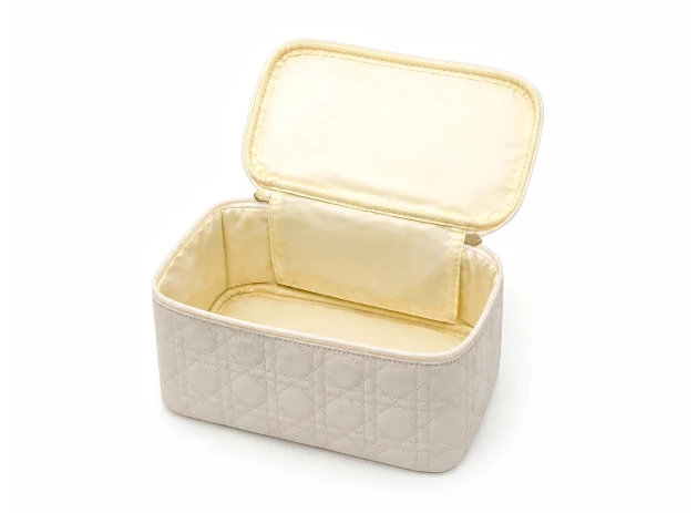 trusa p-u cosmetica buc 00055