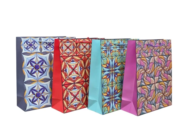 pungi cadou 18x23x10cm set.12buc.00102