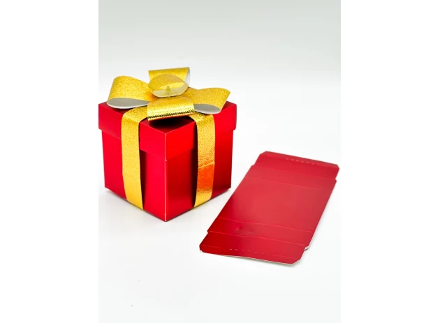 cutii p-u cadou 10cm buc.00018