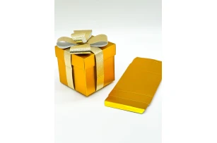 cutii p-u cadou 10cm buc.00018