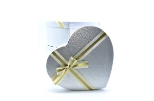 cutii p-u cadou assorti set.  3buc.00160