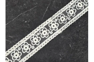 dantela 35mm x 4.5m buc 00044