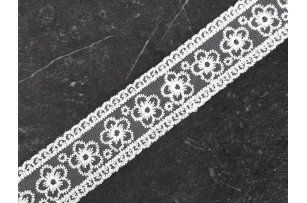 dantela 35mm x 4.5m buc 00044