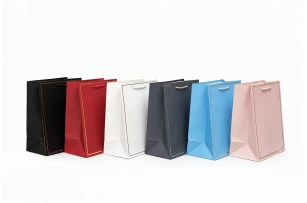 pungi cadou 18x23x10cm set.12buc.00102
