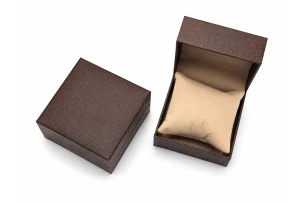 cutii p-u cadouri buc 00032