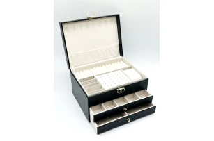 cutii p-u bijuterii  buc 00450