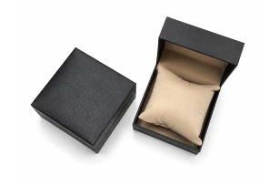 cutii p-u cadouri buc 00032