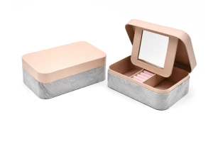 cutii p-u bijuterii buc 00104
