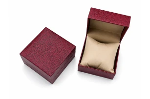 cutii p-u cadouri buc 00032