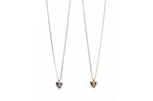 pandantiv pe lantisor buc 00082