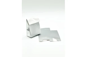 cutii p-u cadou 11x8x4cm set.  2buc.00011