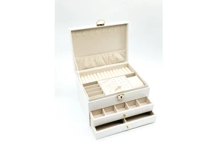 cutii p-u bijuterii  buc 00450