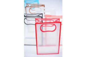 pungi cadou 15x24x8cm set.12buc. 00068