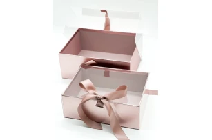 cutii p-u cadou assorti set.  2buc.00176